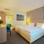 Western President 4* Bonn
