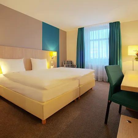 Western President 4*