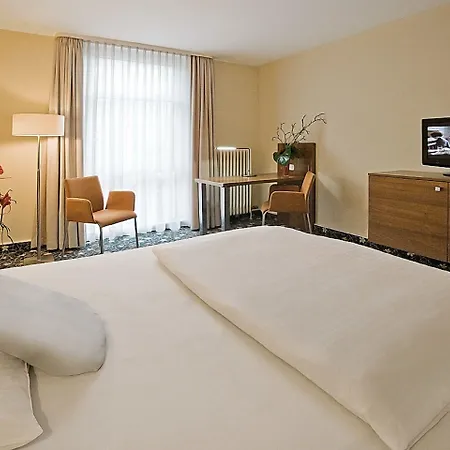 Western President 4* Bonn