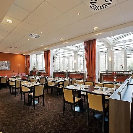 Western President Hotel