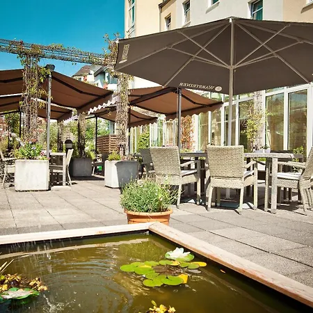 Western President 4*