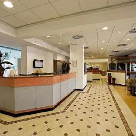 Western President Hotel