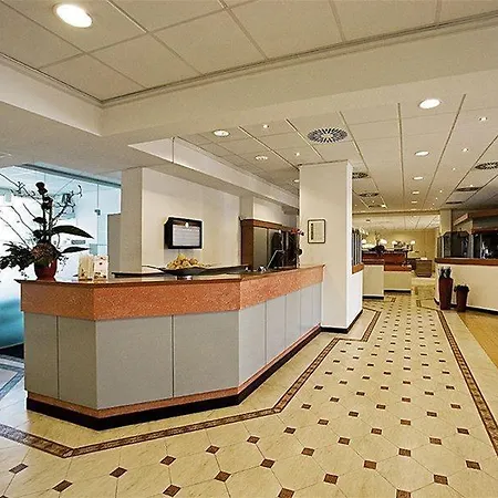 Western President 4* Bonn