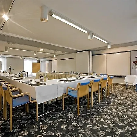 Western President Hotel