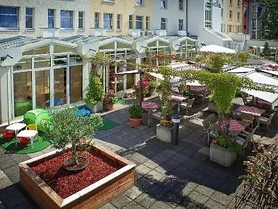 Western President 4* Bonn