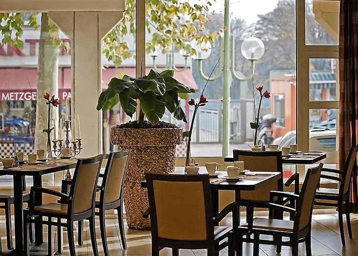 Western President 4* Bonn