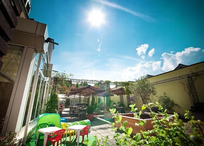 Western President 酒店